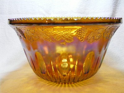 AMBER CARNIVAL GLASS PUNCH BOWL  12 CUPS