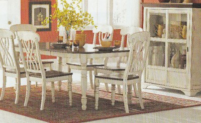 Antique White Dining Furniture on Antique White And Cherry Oval Dining Table And Six Chairs    Free