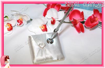 Bridal Registry Stores on Heart Diamante Wedding Registry Pen   Stand Set   White   Ebay
