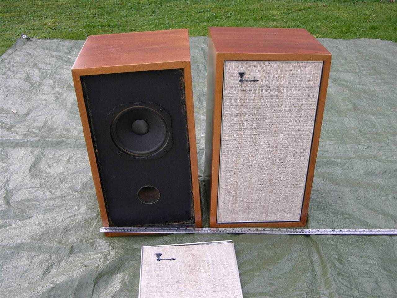 2 X vintage JBL Lancer 33 Speakers Great / LE8 Alnico Drivers