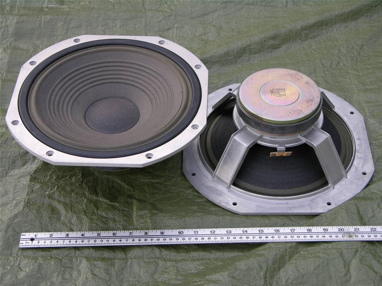 2 X vintage Kenwood Trio Speakers 12" Woofers LS 890 / 14" Cast Baskets