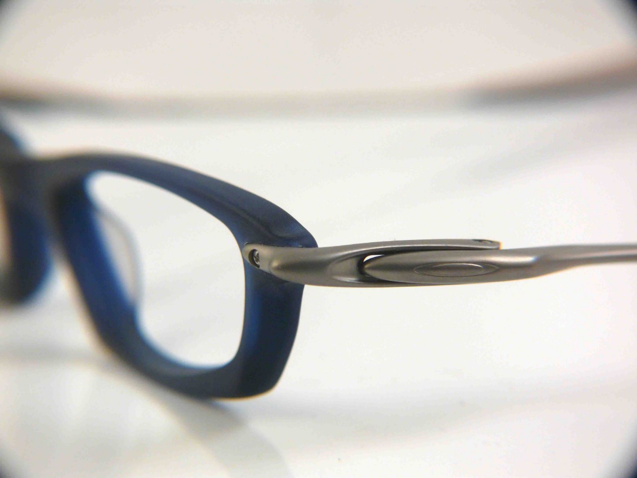 new-oakley-prescription-glasses