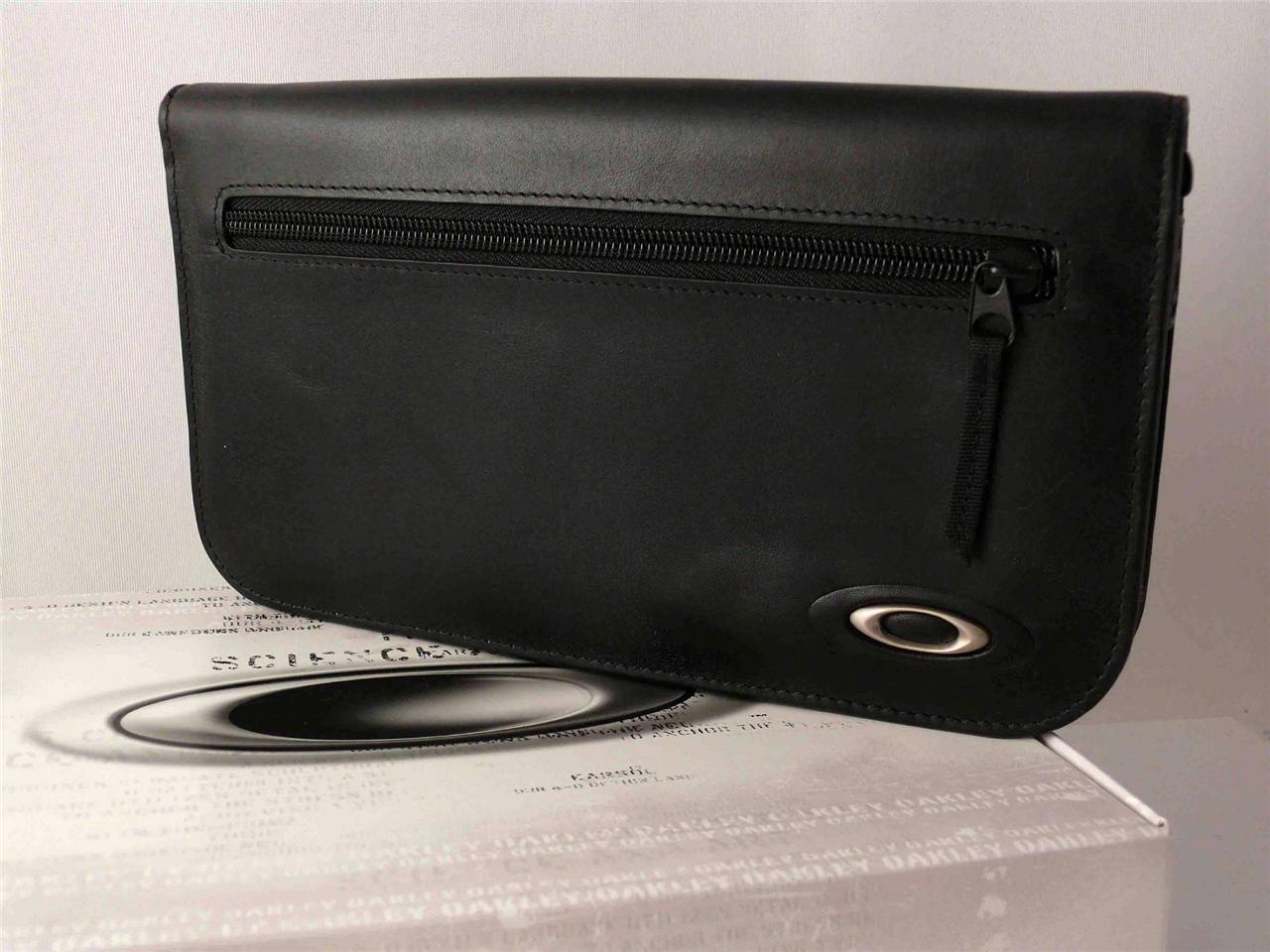 Oakley Flight Travel Wallet Black Leather Unisex Document Passport