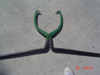 ANTIQUE 2 PERSON TONGS - ICE - HAY - WOOD
