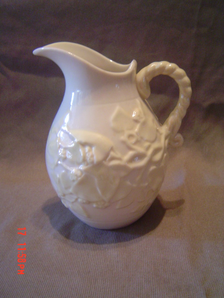 BELLEEK CHINA IVY PATTERN CREAMER PITCHER 6TH GR MARK