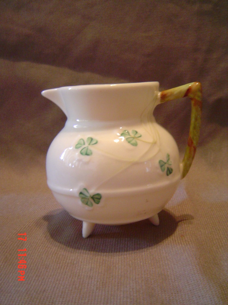 BELLEEK SHAMROCK IRISH POT CREAMER 6TH GR MARK