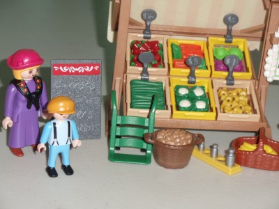 Playmobil 5341 Victorian Fruit Vegetable Produce Market Shop Stand Stall vendor
