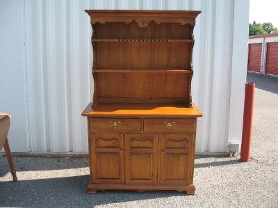 Tell City Young Republic China Hutch Cabinet Excellent Condition- NO ...