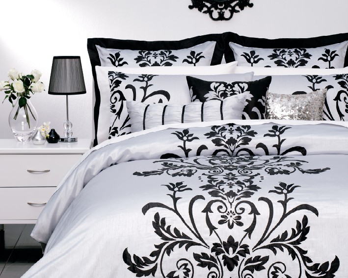 LOGAN amp; MASON quot;Anastasia Silverquot; KING Quilt Cover Set justin bieber quilt cover set. LOGAN amp; MASON quot;Anastasia Silverquot; KING Quilt Cover Set