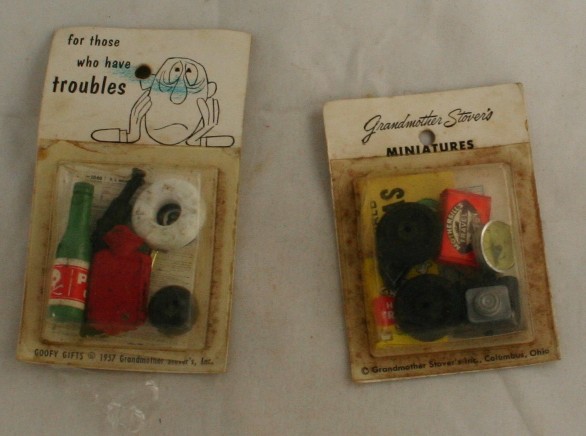 vintage dollhouse, miniatures, dollhouse miniatures, travel, 40s, troubles,objects