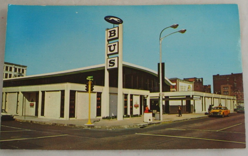 vintage postcard,St. Louis,Missouri,bus,Greyhound terminal
