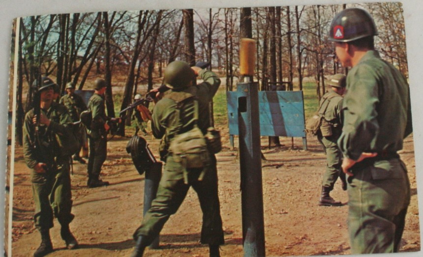 vintage postcard,military,Fort Leonard Wood,bayonet,drill