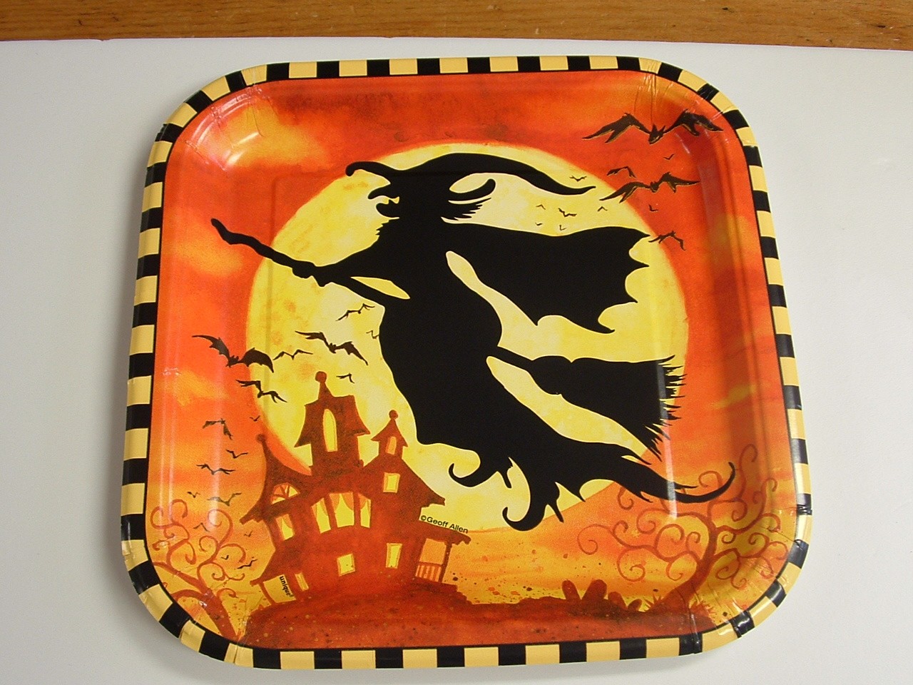 SPOOKY HOLLOW Halloween Party Paper Plates & Napkins eBay
