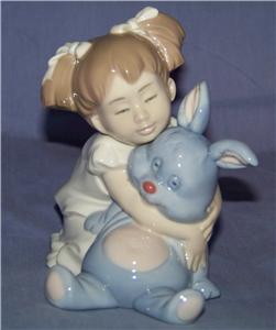 nao rabbit figurines