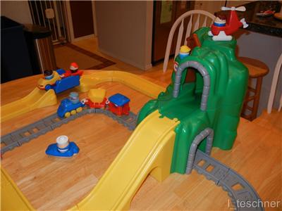 little tikes mountain train