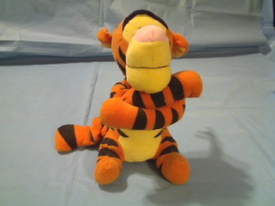 tigger musical toy