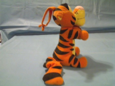 tigger musical toy