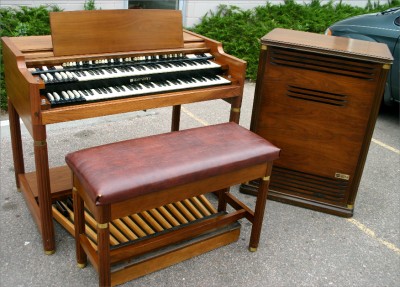 Hammond B3000
