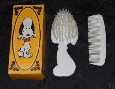 Vintage 1970 Avon Peanuts Snoopy Charlie Brown Bathroom