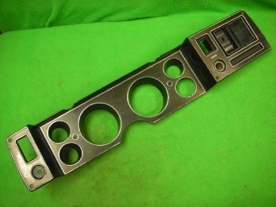 79 80 81 camaro ac instrument dash bezel 476637 79 80 81 camaro ac instrument dash bezel 476637