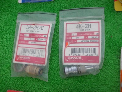 Bath Plumbing on 46pc Plumbing Hardware Bath Toilet Kitchen Bulk   Ebay