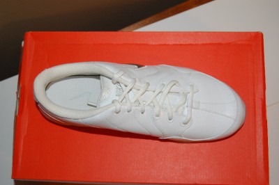 Nike Zumba Shoes on Women S Nike Musique Vi Size 9 0 New In Box Ebay