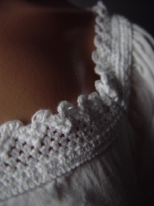 peasant dagget smocked renaissance medieval blouse shoulder sleeve