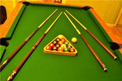 chicagoan pool table