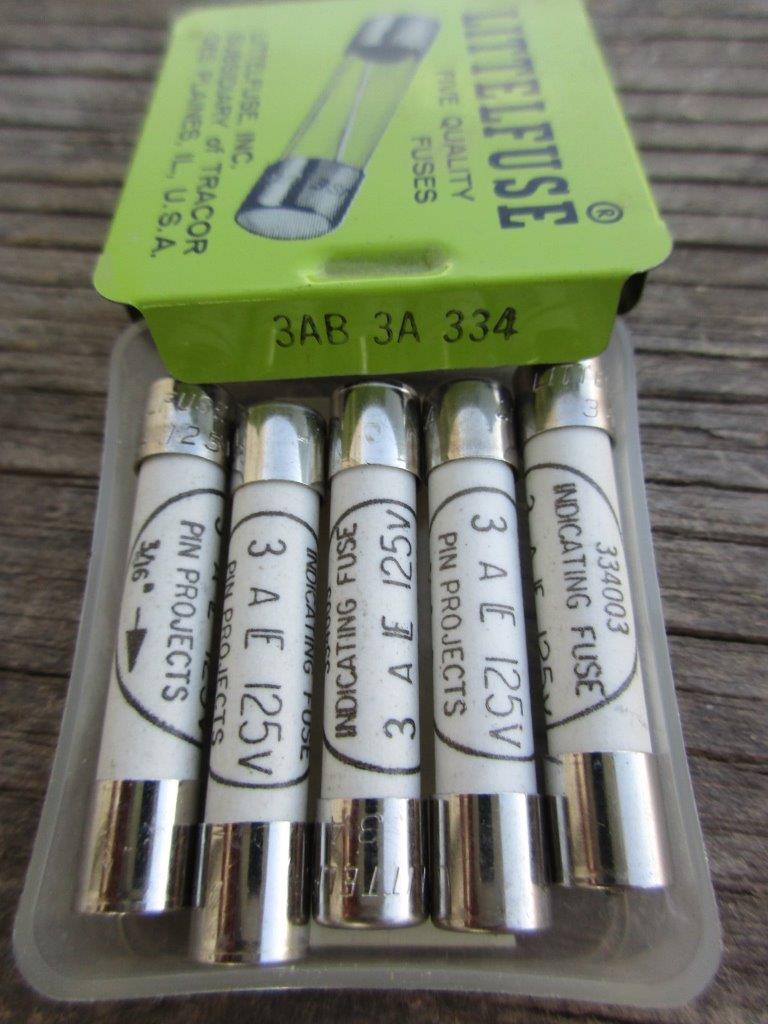 5X Littelfuse Fuse 334 1 1-1/2 3 or 5 A Indicating Pin Fast Ceramic 125VAC 3AB 