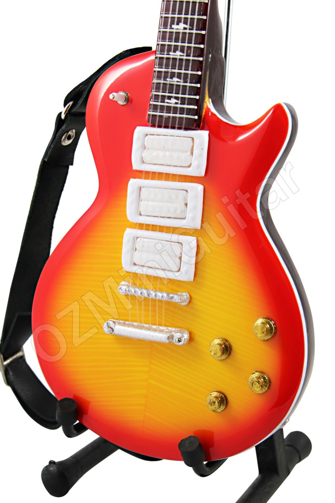 Miniature Guitar Ace Frehley KISS LP Sunburst & Strap eBay