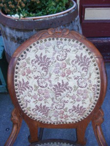  Antique Rose Carved Solid Wood Upholstered Sewing Rocking Chair Rocker