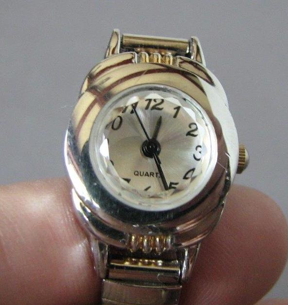 Advance Ladies Quartz Watch with Expandable Band eBay