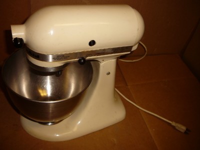Kitchenaid Mixer Repair on Mixer K45ss W 2 Attachments Selling As Is For Parts Or Repairs Mixer