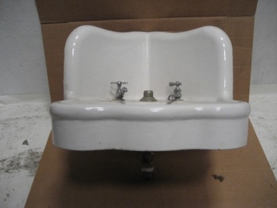 Corner Bathroom Sink on Antique Cast Iron Corner Sink Bathroom Serpentine Front   Ebay