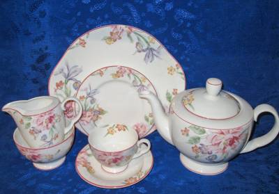 ophelia tea set