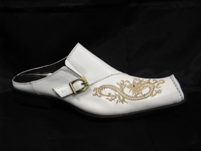 White Mules Shoes on Fiesso New White Emb Leather Mule Shoes Fi 6478   Ebay