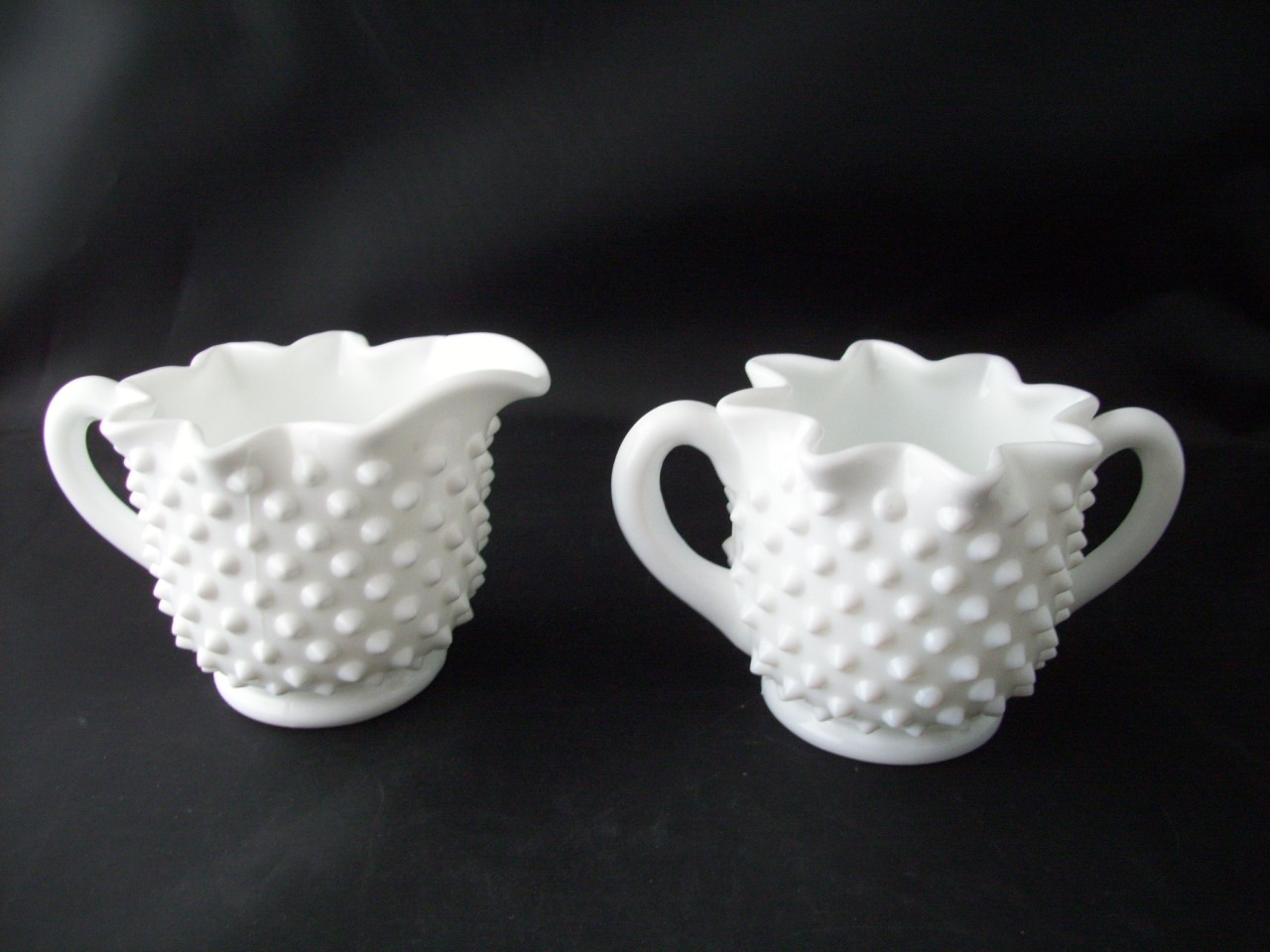 FENTON White Milk Glass HOBNAIL Creamer & Sugar Set eBay