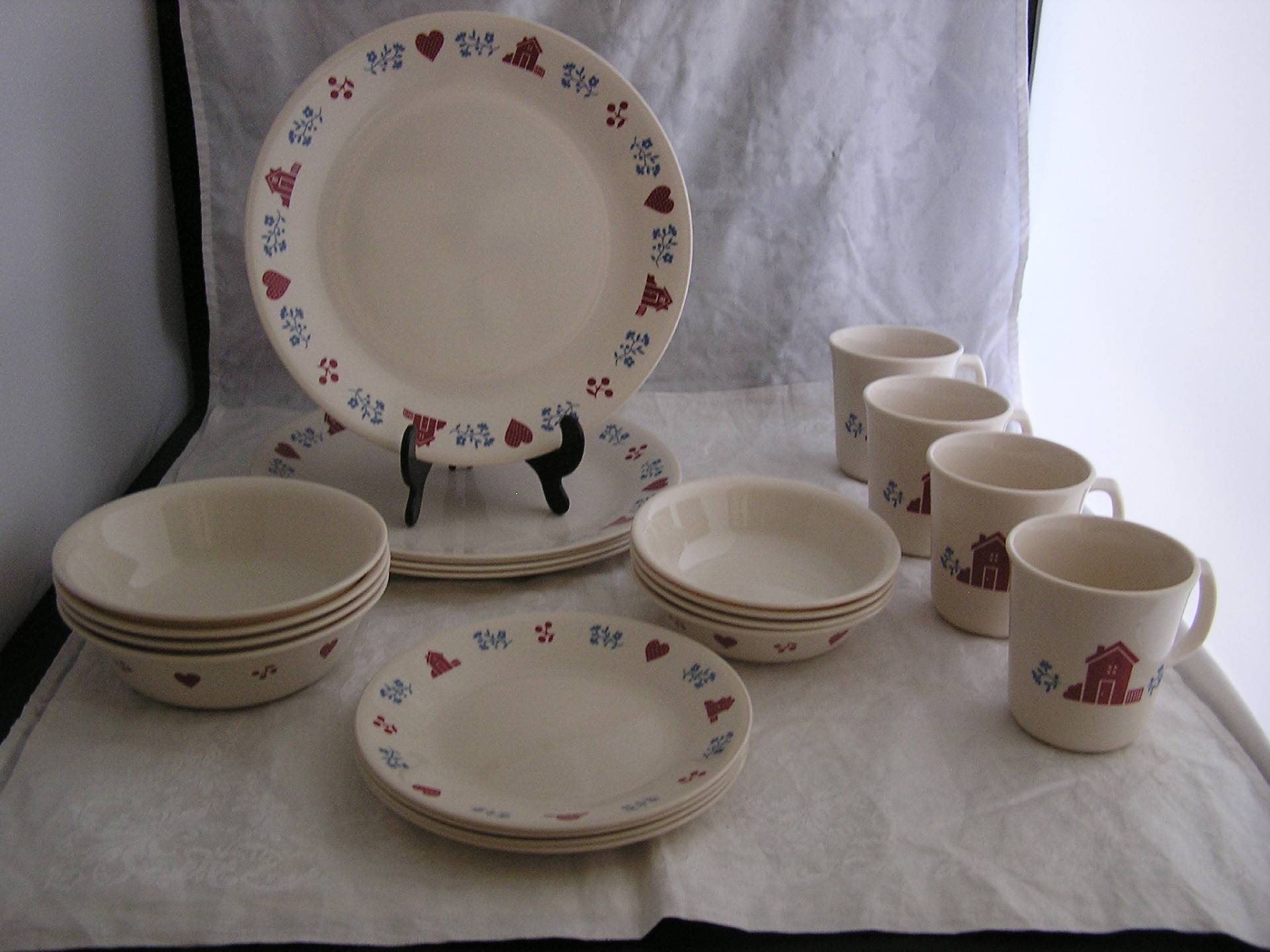 Corning Corelle Hometown House Hearts 21 pc Dinnerware Set Plates Bowls Mugs eBay