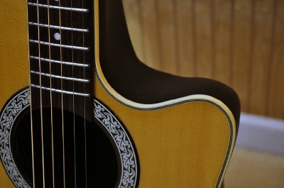 Ovation Celebrity Guitar on Ovation Celebrity Cc 026 Acoustic Electric Cutaway Guitar Guitars