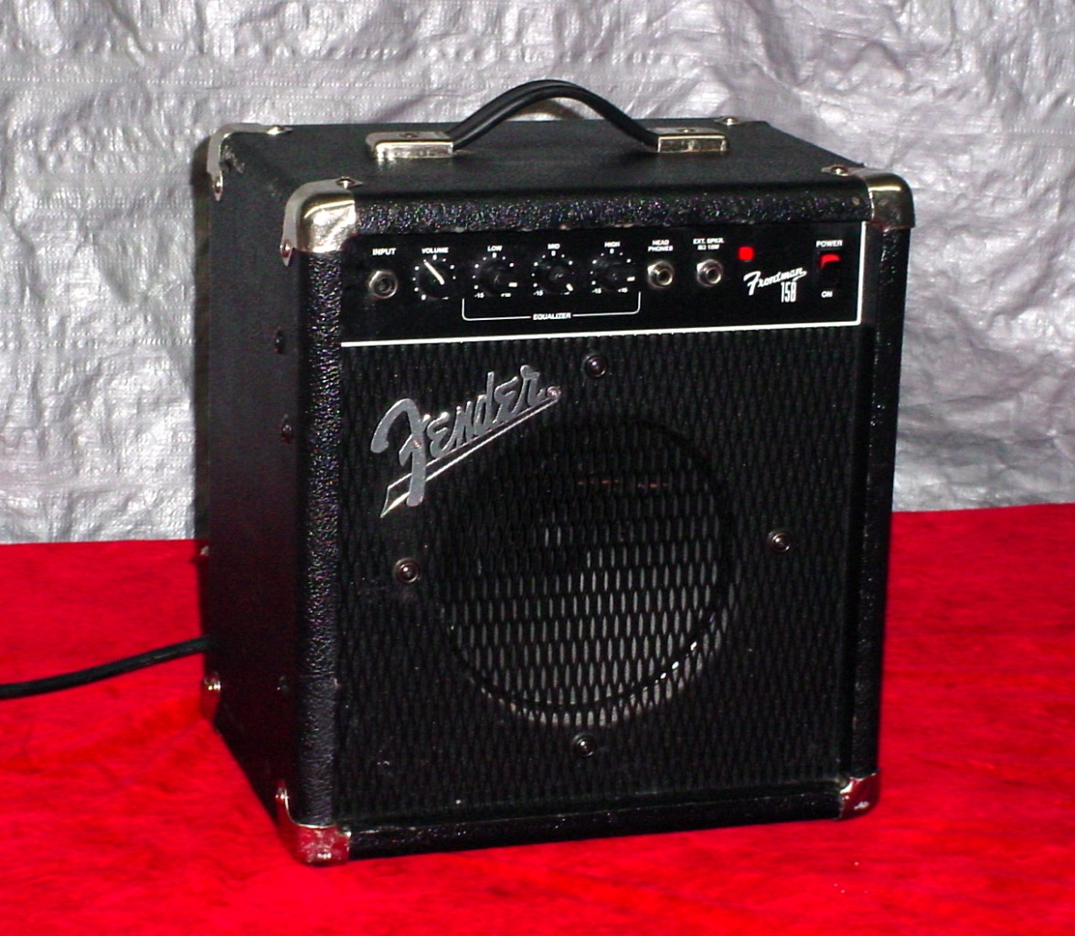 Fender Frontman Bass Amplifier 15B Take A Look!!!