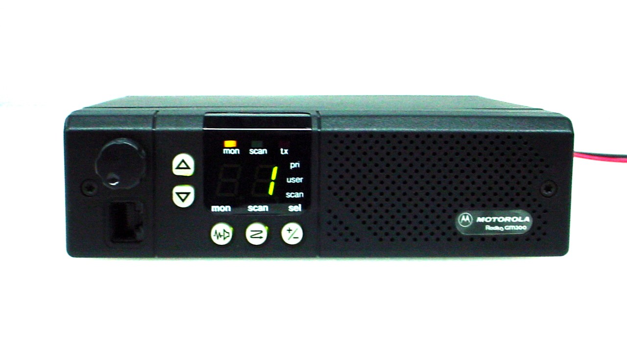 MOTOROLA UHF 16CH 10W RADIO RADIUS GM300 M04GMC29C3AA eBay