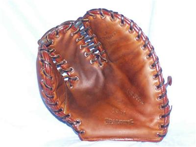 Vintage c1953 Spalding 1331 Trapper/Baseball Glove USA