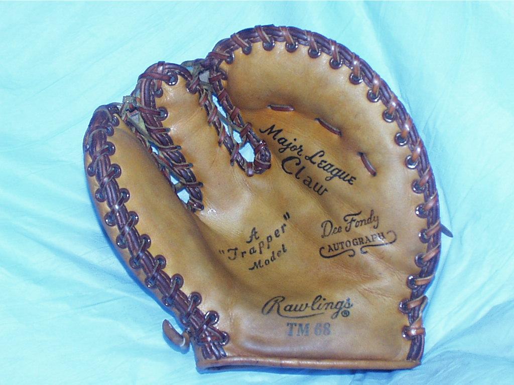 Vintage 50's Rawlings "ML Claw" Trapper Baseball Glove