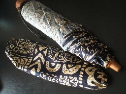 Japanese folding type umbrella
