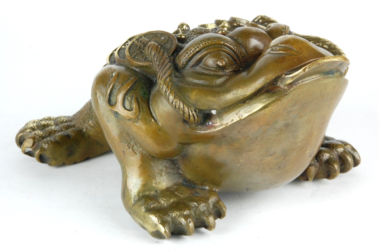 BRONZE 3 LEG TOAD STATUE Good Luck Feng Shui Gift Frog eBay