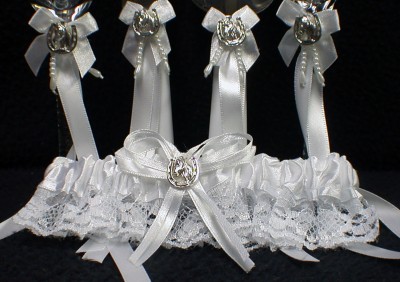 Country Western Wedding Cake Topper Lot Glasses Knife Server