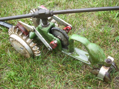 sprinkler lawn tractor walking lincoln vtg nebraska a5 iron cast national