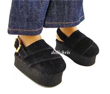 Penelope Cruz as Angelica  Doll Pirates of the Carribean 