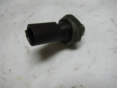 Oil Filter Housing Pressure Switch Oem Vw New Beetle 98 05
