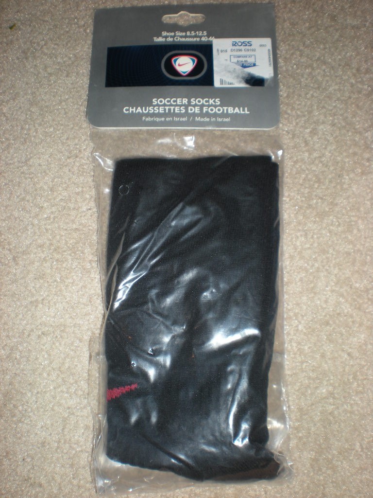 NIKE SOCCER SOCKS BLACK MAROON NEW NWT 8.5-12.5 HIGH